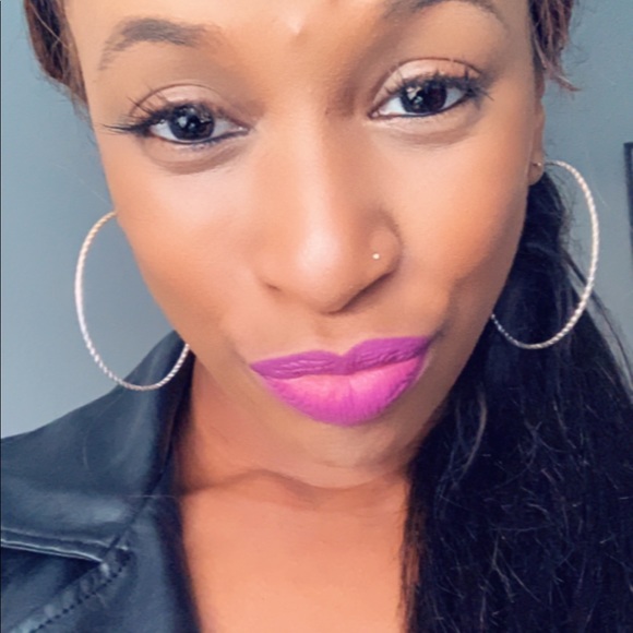 Meet your Posher, Cindy - Picture 1 of 1